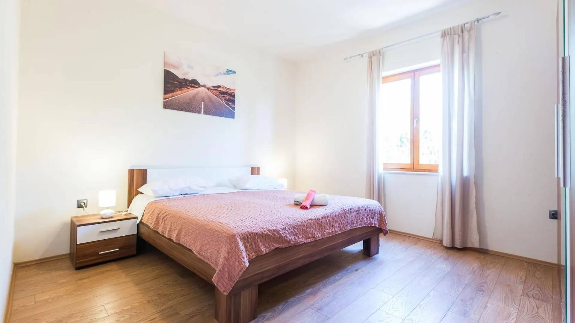 Marina 3 Bdr Apartment With Parking Zadar Croatia